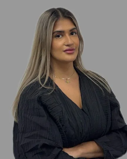 Honey Shakeri, Solicitor