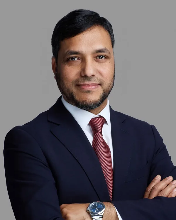 Shah Ali, Senior Partner & Founder
